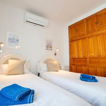 Апартаменты Residensol 13 Menyber Нерха Экстерьер фото